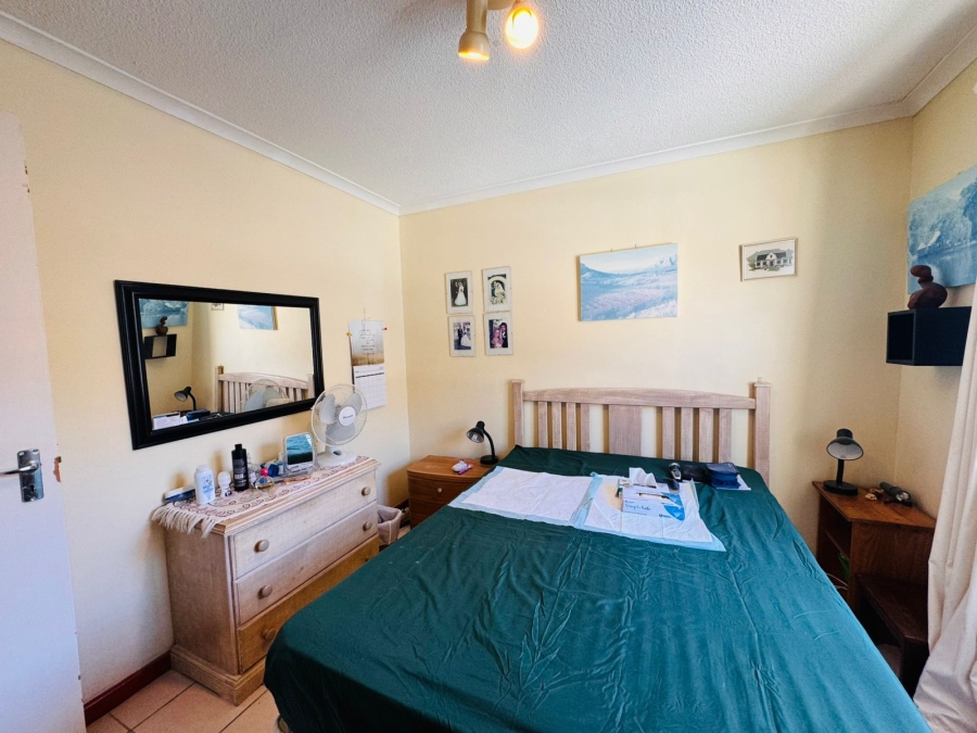 2 Bedroom Property for Sale in Anchorage Park Western Cape